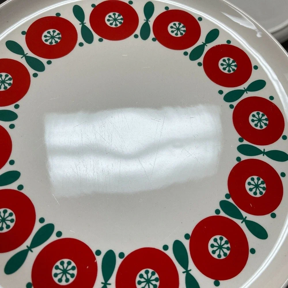 Vintage Anfora Mexico Dinner Plates White Red Green 9 1/2